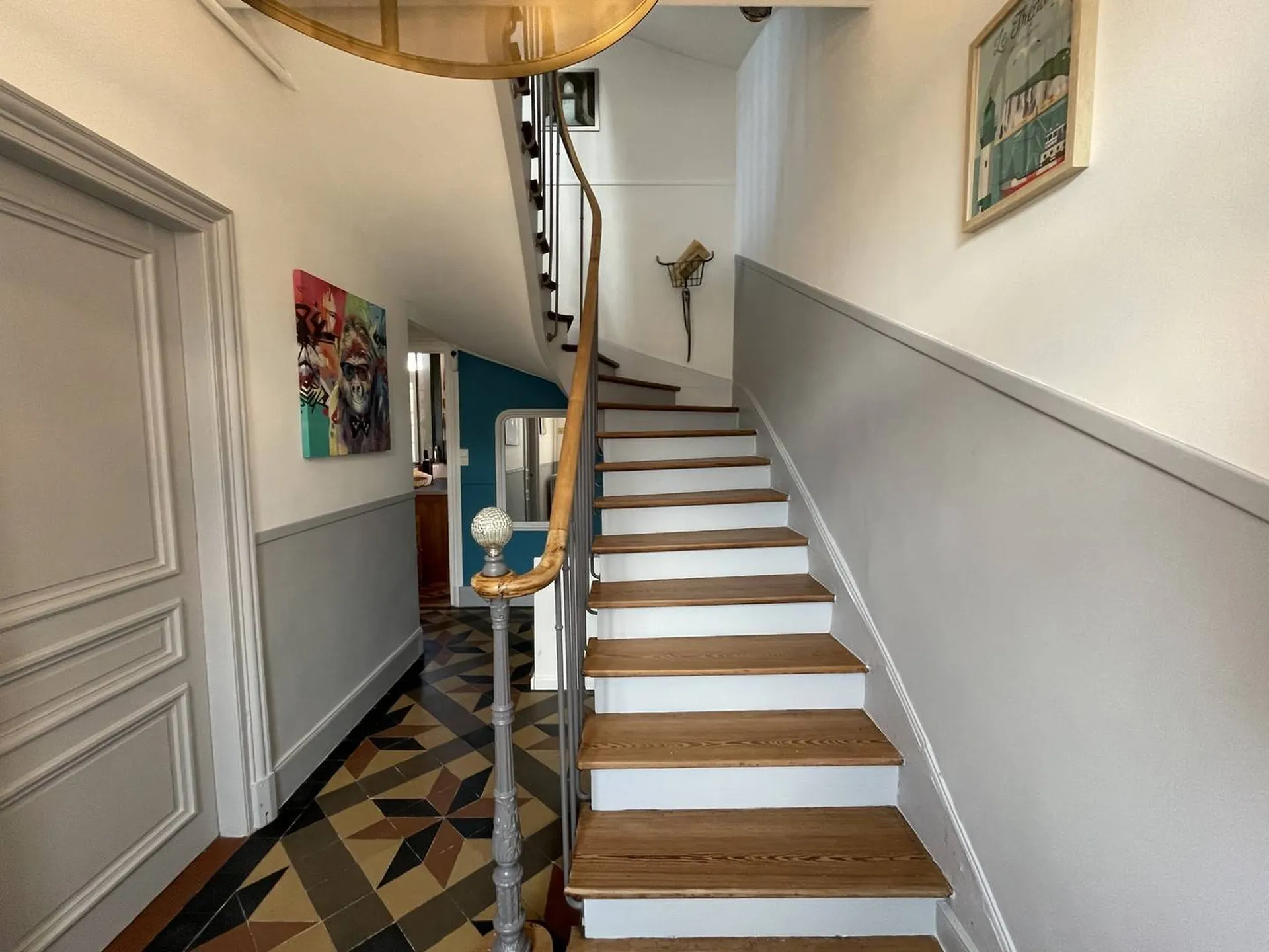 SOUS OFFRE Maison de Maître spacieuse en bord de mer entièrement rénovée, entre Dieppe et la Baie de Somme, en Normandie