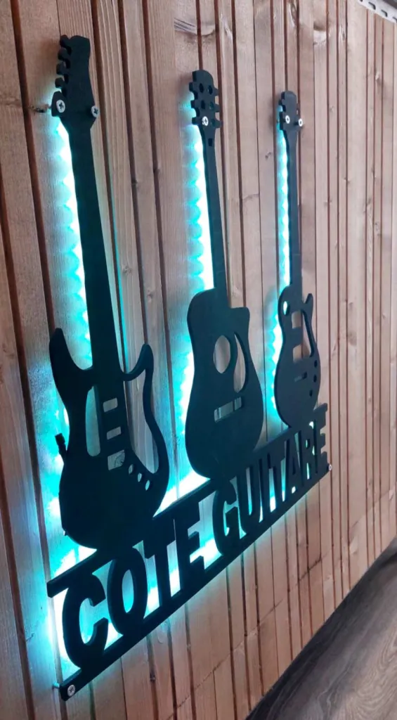 Réglage complet et réfection du câblage électronique d’une guitare électrique Fender Stratocaster par luthier professionnel à Sète dans l’Hérault