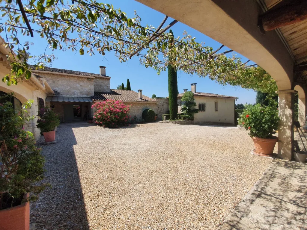 maison avec vue panoramique sur les hauteurs de Pernes-Les-Fontaines   