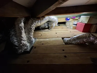 Installation d'une pompe à chaleur air-air en gainable modèle Hitachi 