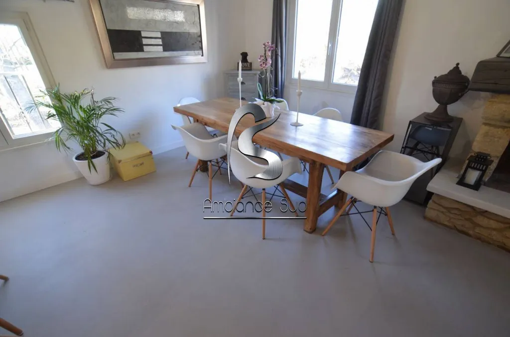 AMBIANCE SUD BETON CIRE COULE