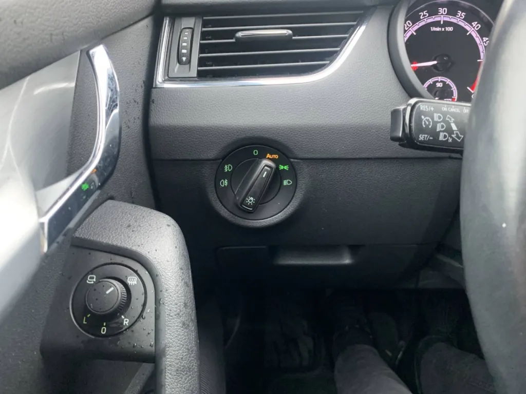 Skoda Octavia d'occasion diesel boite automatique proche de Lillebonne