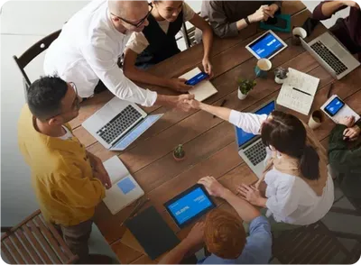 Transfert séminaire avec chauffeur privé premium pour transport professionnel à Marseille et Aix-en-Provence