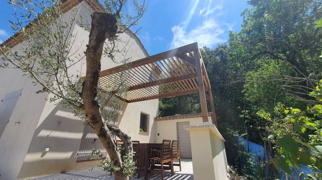Devis tout compris pour une pergola bois TOULON VAAR 83
