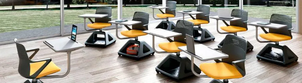 Fauteuils pour salle de classe avec tablette intégrée