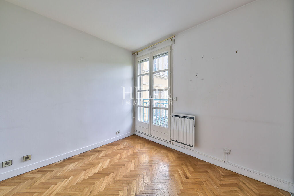 Quartier des Ursulines à Saint Germain en Laye appartement de 2 pièces avec ascenseur