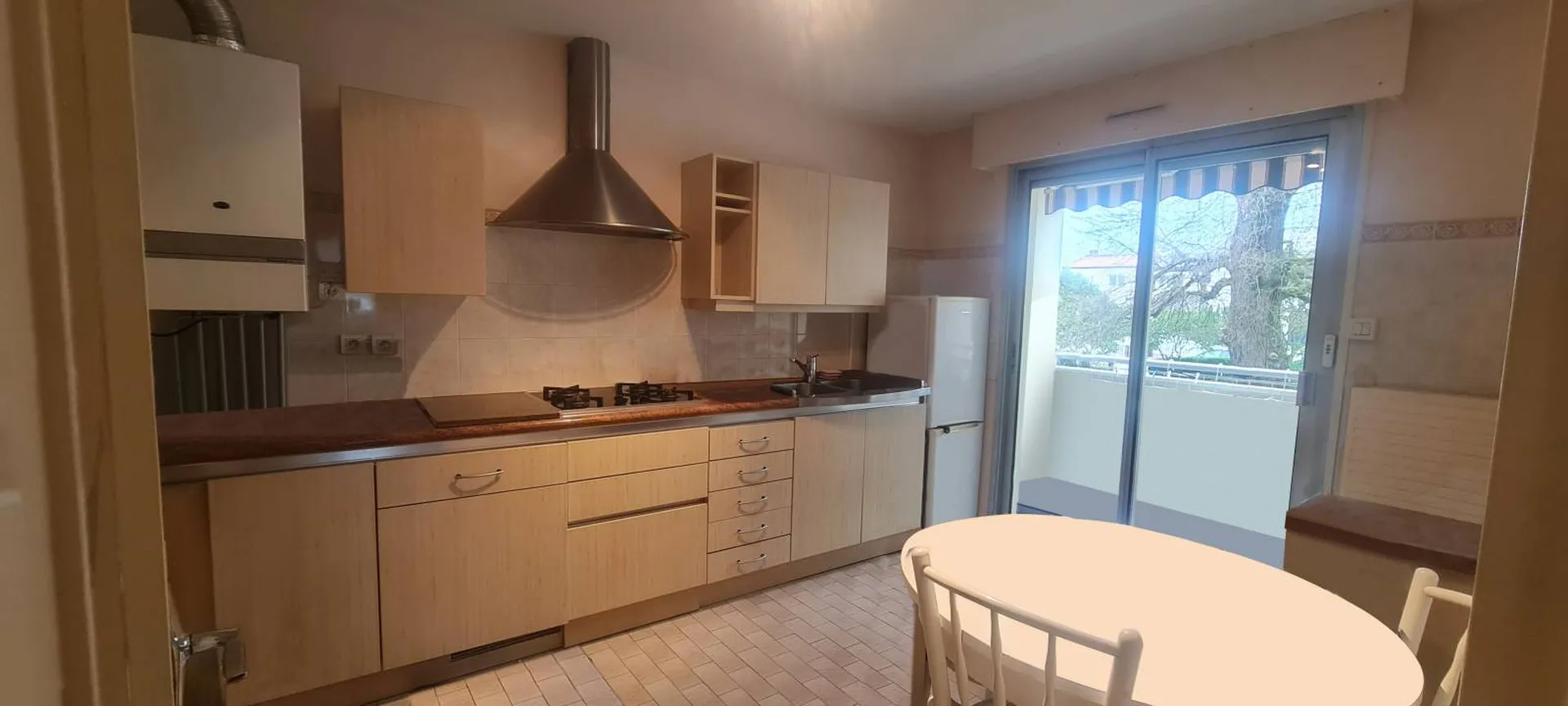 achat appartement Bordeaux proche commerces dans petite copropriété