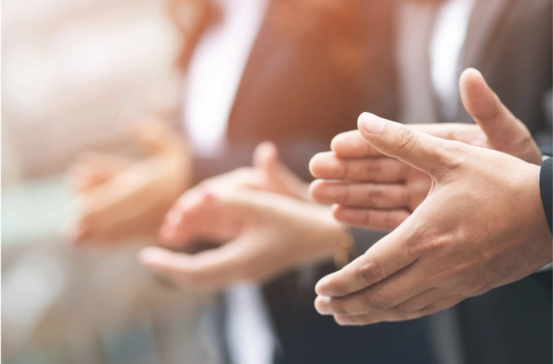 Événements d'Entreprise Inoubliables : Faites Confiance aux Salons de Laure pour Réaliser Vos Projets