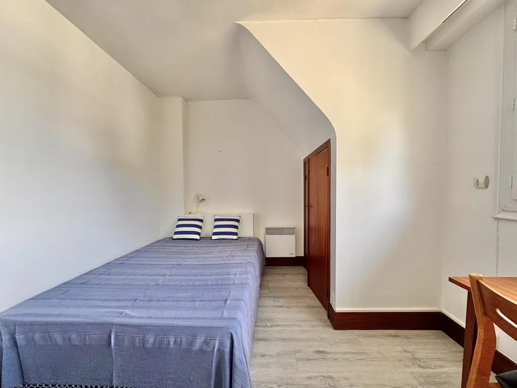 2592 - Appartement 3 pièces avec vue mer