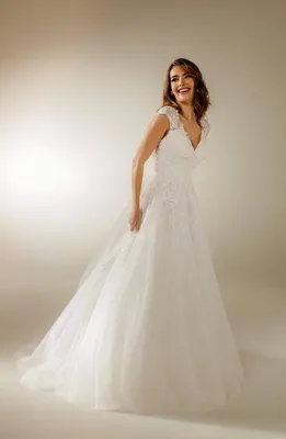 ROBE DE MARIEE DE CREATEUR PRONUPTIA Marseille PRONUPTIA