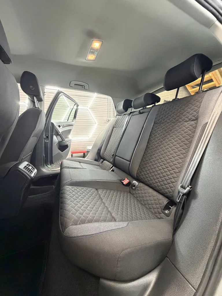 GOLF 7 1.5 TSI 130 CHV / CARPLAY / RETRO ELECTRIQUE / DEGIVRANT / CT OK