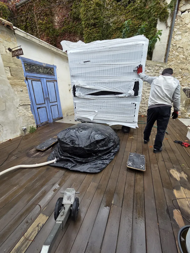 livraison-spa-nymphea-grue-rochefort-du-gard