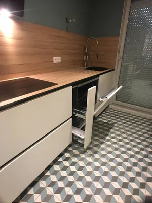 épicier et lave vaisselle intégré cuisine italienne