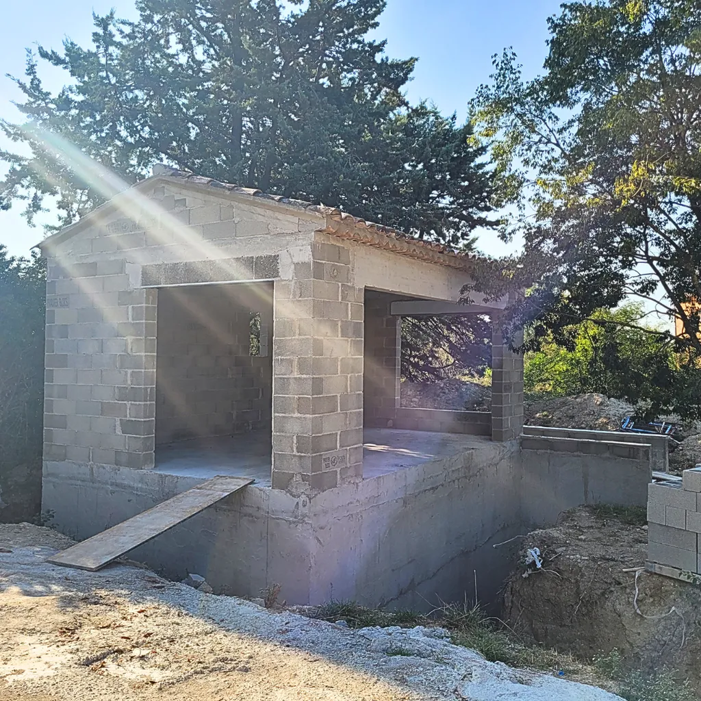 Construction d'un pool house avec sous sol