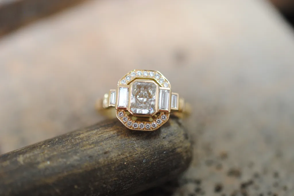 Bague de fiançailles style Art déco