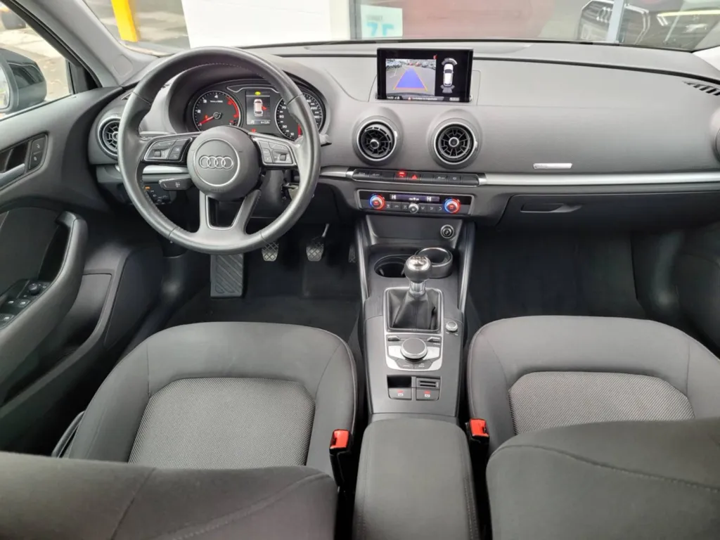 AUDI A3 SPORTBACK OCCASION 30 TDI 116 BUSINESS LINE PRES DE TOULOUSE EN OCCITANIE