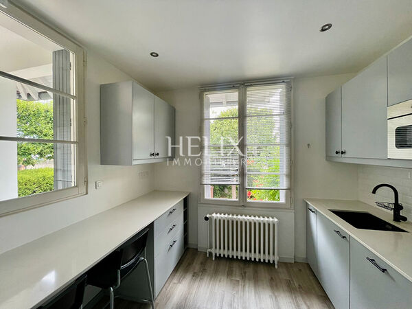 Houilles centre-ville maison recherchée avec grand terrain plat proche gare