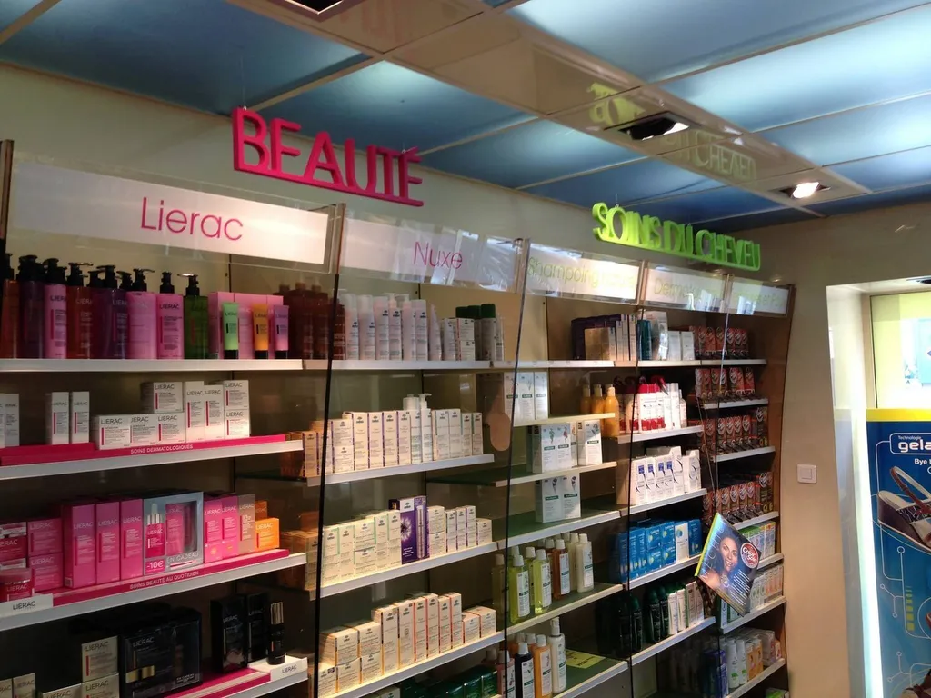 signalétique intérieur pharmacie la bouilladisse