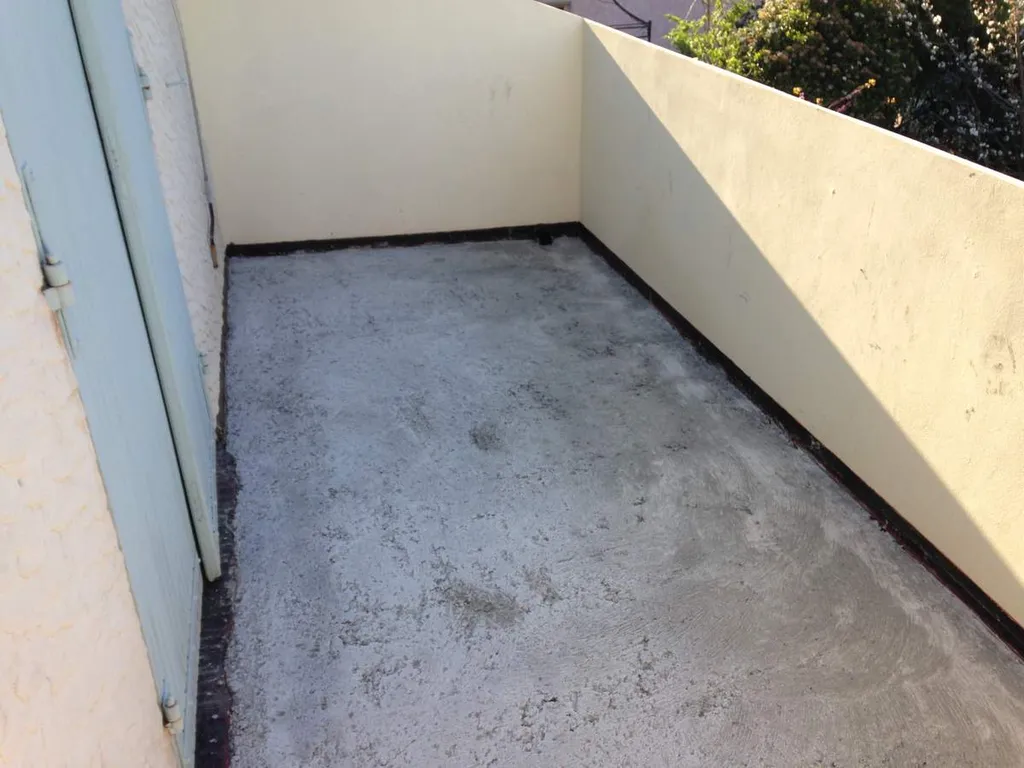 Rénovation d'une terrasse d'une habitation située à Salon de Provence 13300 - chape béton