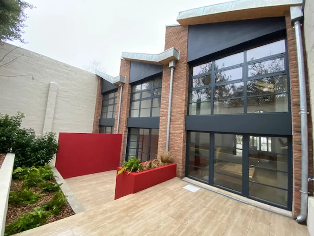 Koller Alu – Votre fabricant expert en fenêtres aluminium sur mesure pour grands projets et programmes immobiliers à Nanterre