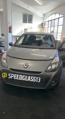 Pare brise renault clio 3