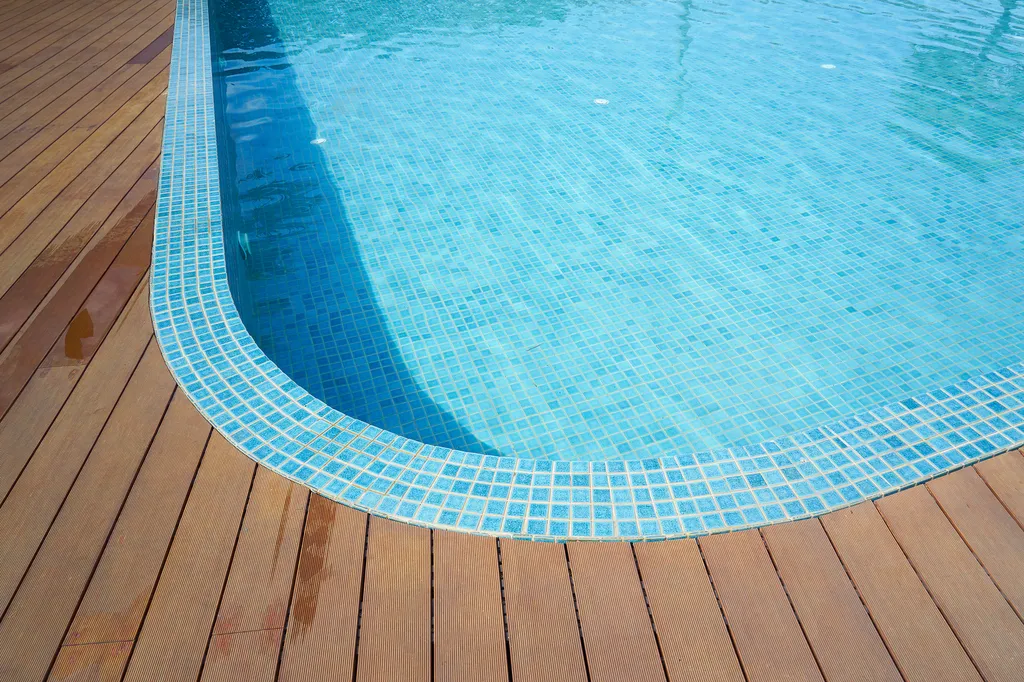 pisciniste sérieux pour remplacement liner de piscine à Lacanau