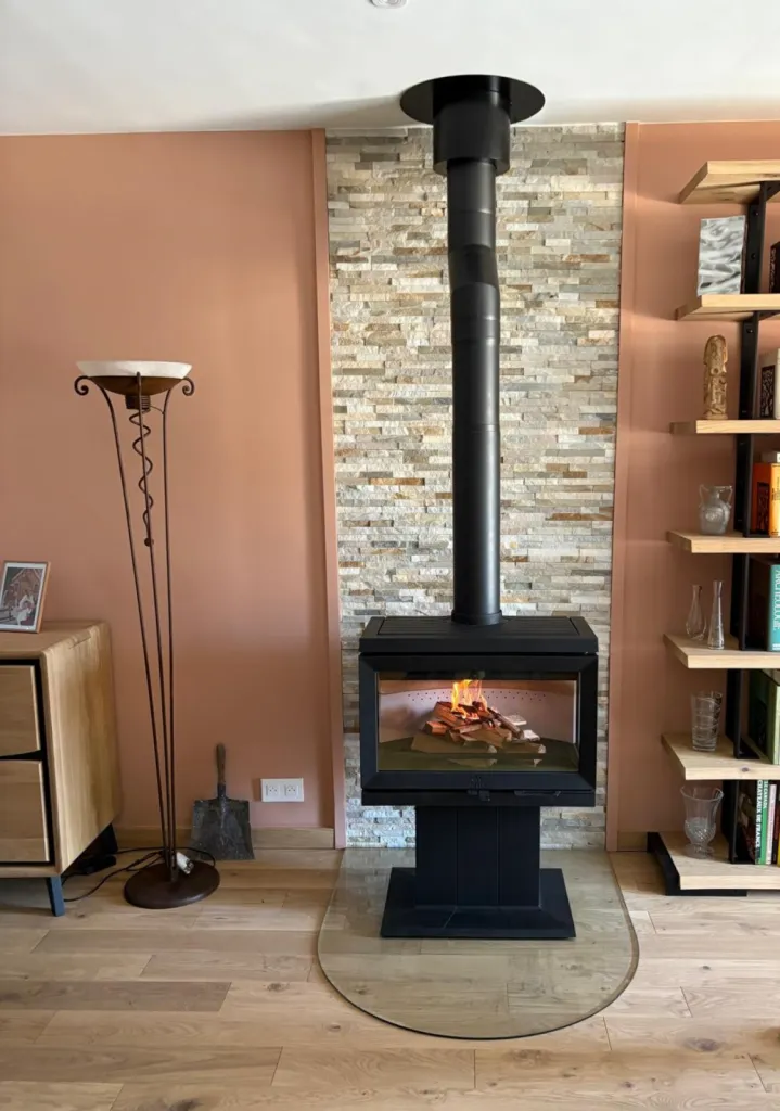 Pose poêle à bois jotul Montélimar - Ambiance Chauffage