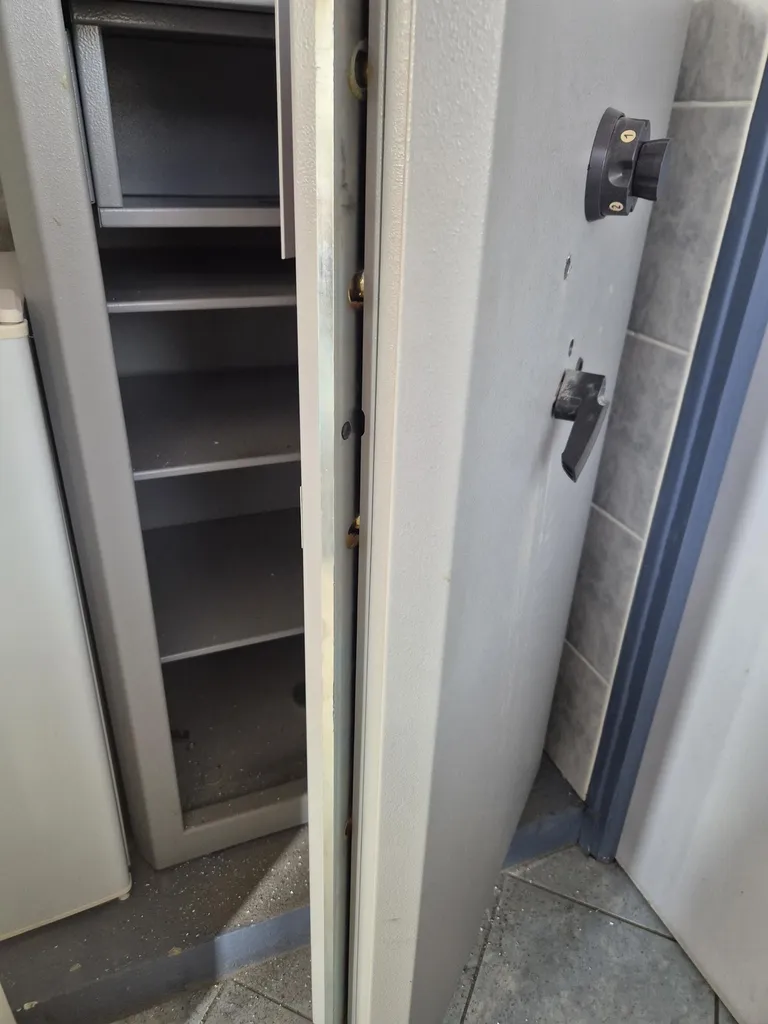 déverrouillage d'un coffre suite à dysfonctionnement par expert