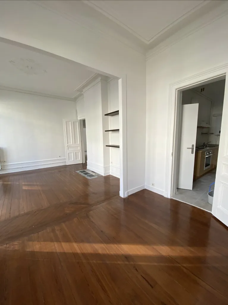 LE HAVRE - A VENDRE Locaux à usage professionnel de 87 m2 environ, idéal pour profession libérale