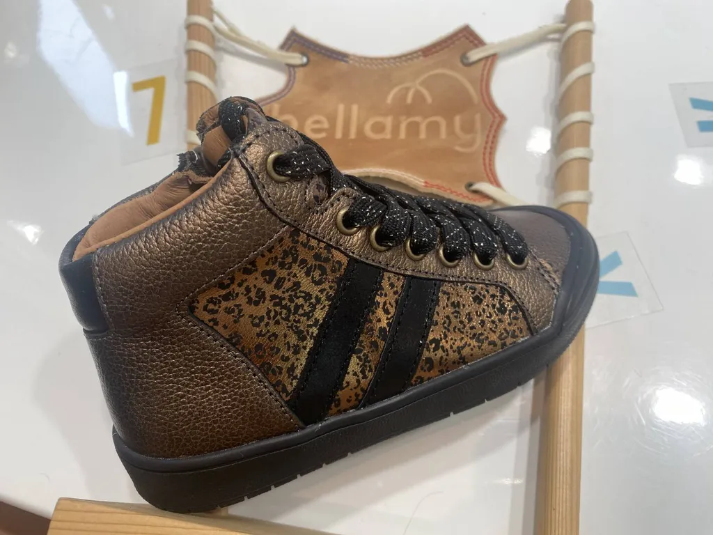 Bottine montante à lacet pour filles près de Blanquefort