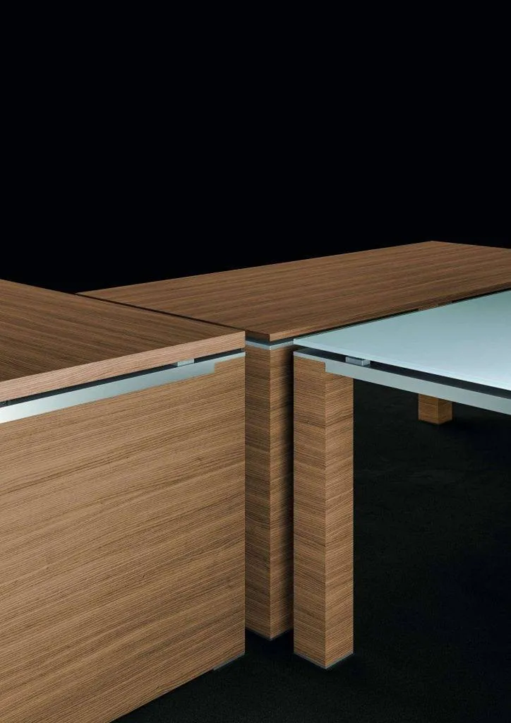 Mobilier de direction bois alliant bois et verre à ALES