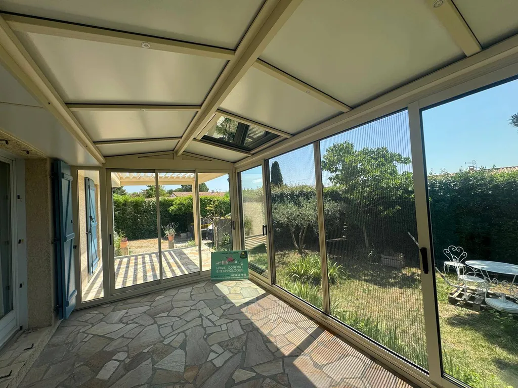 Installation d'une pergoveranda sur mesure entre Nîmes et Montpellier sur la commune d'Aimargues