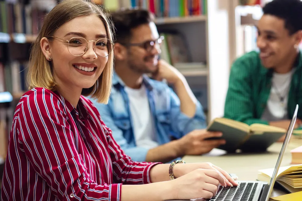 École pour obtenir des cours particuliers en ligne niveau études supérieures proche de Montivilliers 76