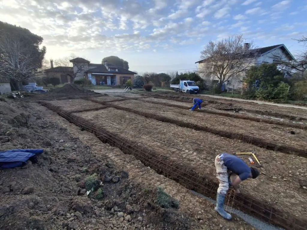 Faire construire une villa T4 RE2020 avec aménagement extérieur et clôture à Grenade-sur-Garonne