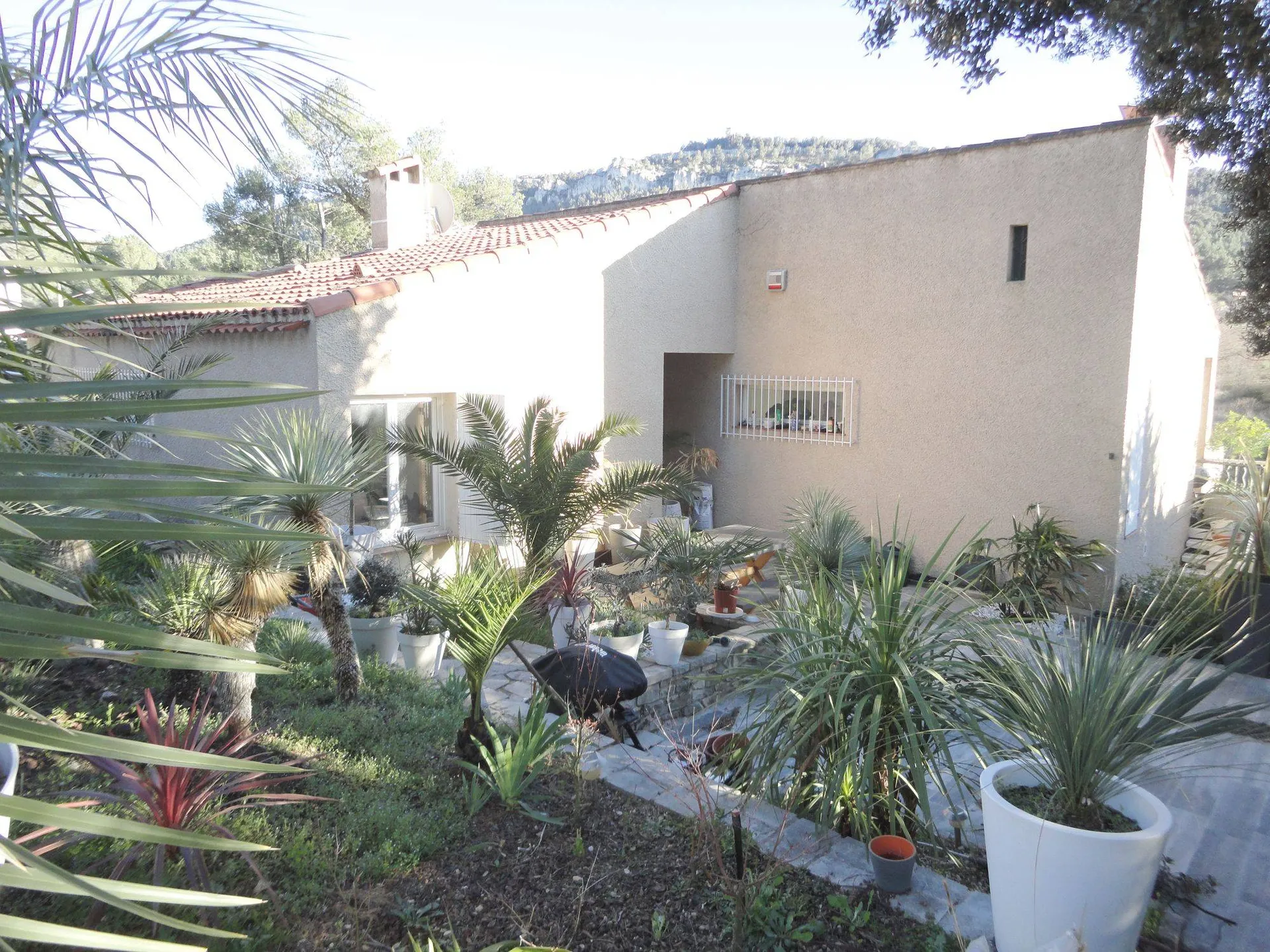 a la vente la bedoule grande maison avec solarium