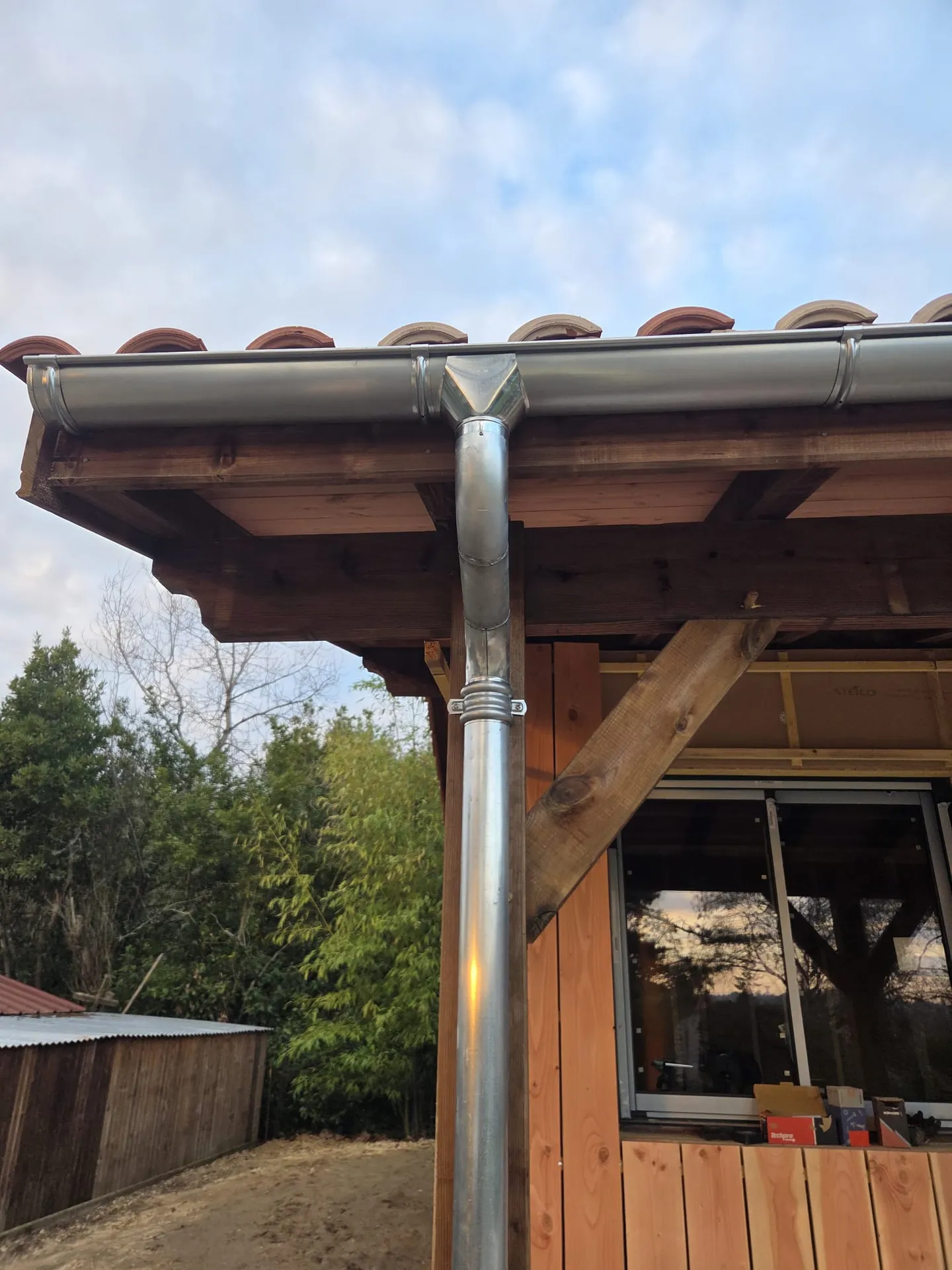 Gouttières zinc sur mesure camblanes et meynac