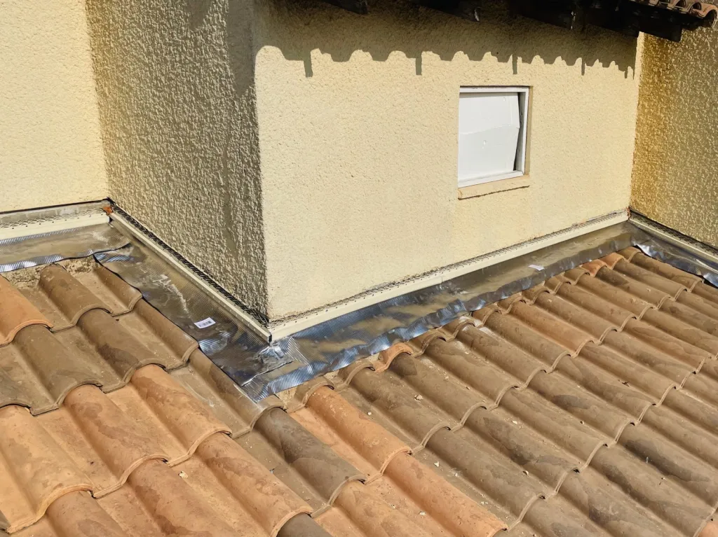 Changement des Solins en Plomb d’une toiture sur Aix en Provence