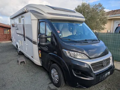 Profilé Hymercar Tramp 698 – Châssis AL-KO, porte-moto, état irréprochable, nombreuses options, prêt à partir à Segonzac en Charente.
