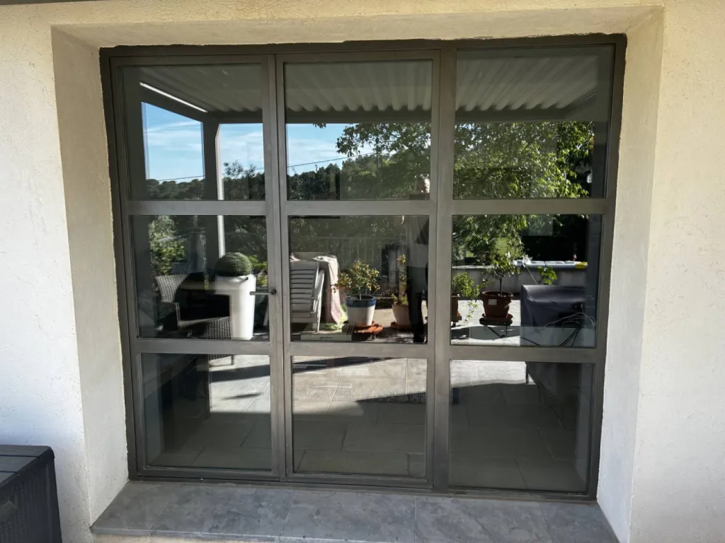 pose de menuiseries aluminium sur mesure bouches du rhone 