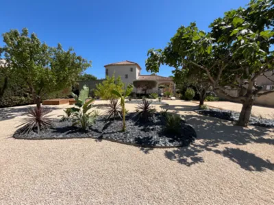 paysagiste création jardin sec Saint-Cyr-sur-Mer (83)