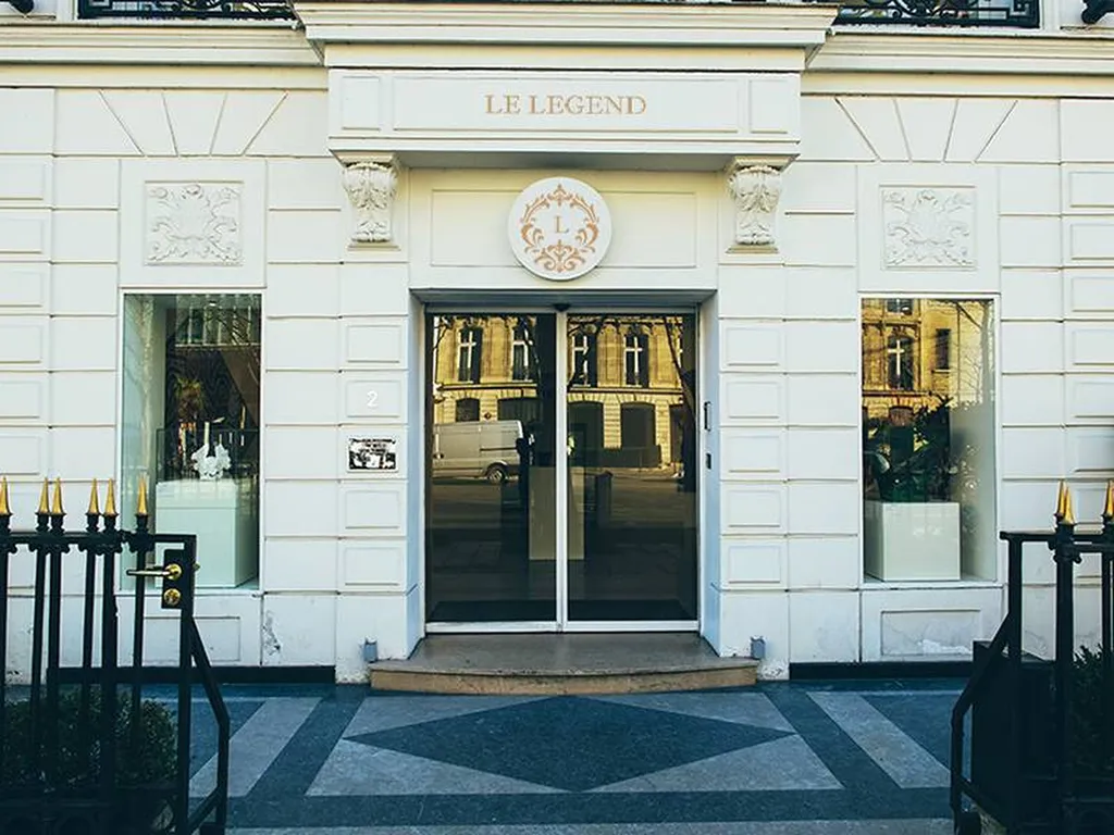 graphiste création graphique enseigne hotel nice
