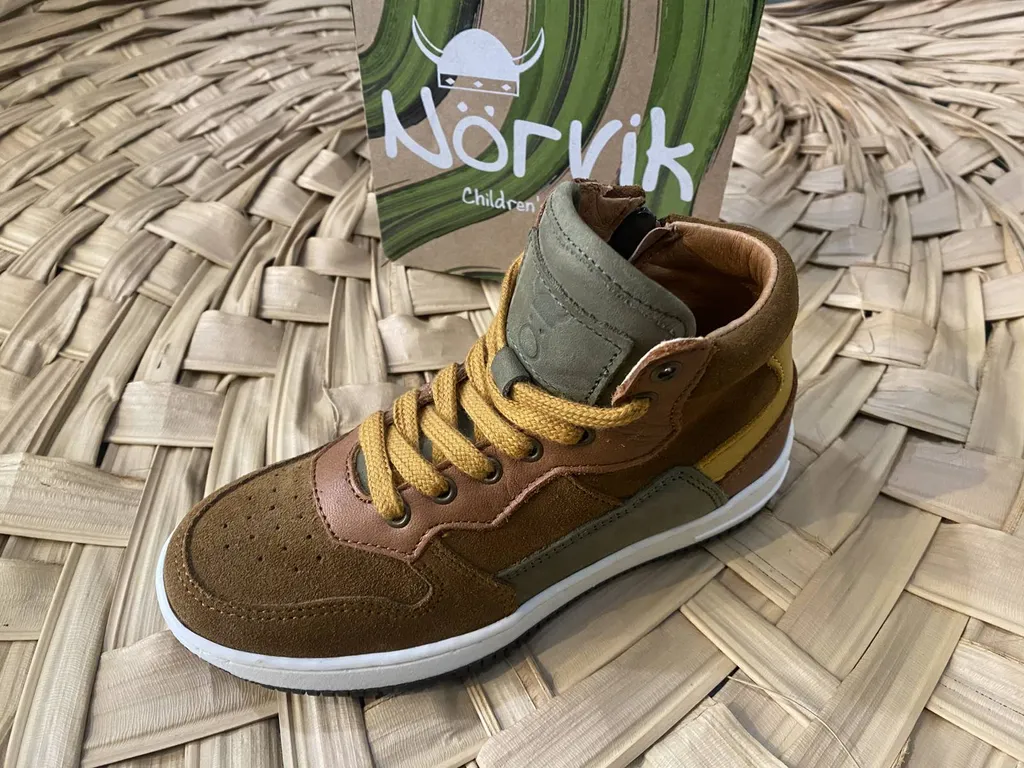 chaussure hiver garçons près de Blaye