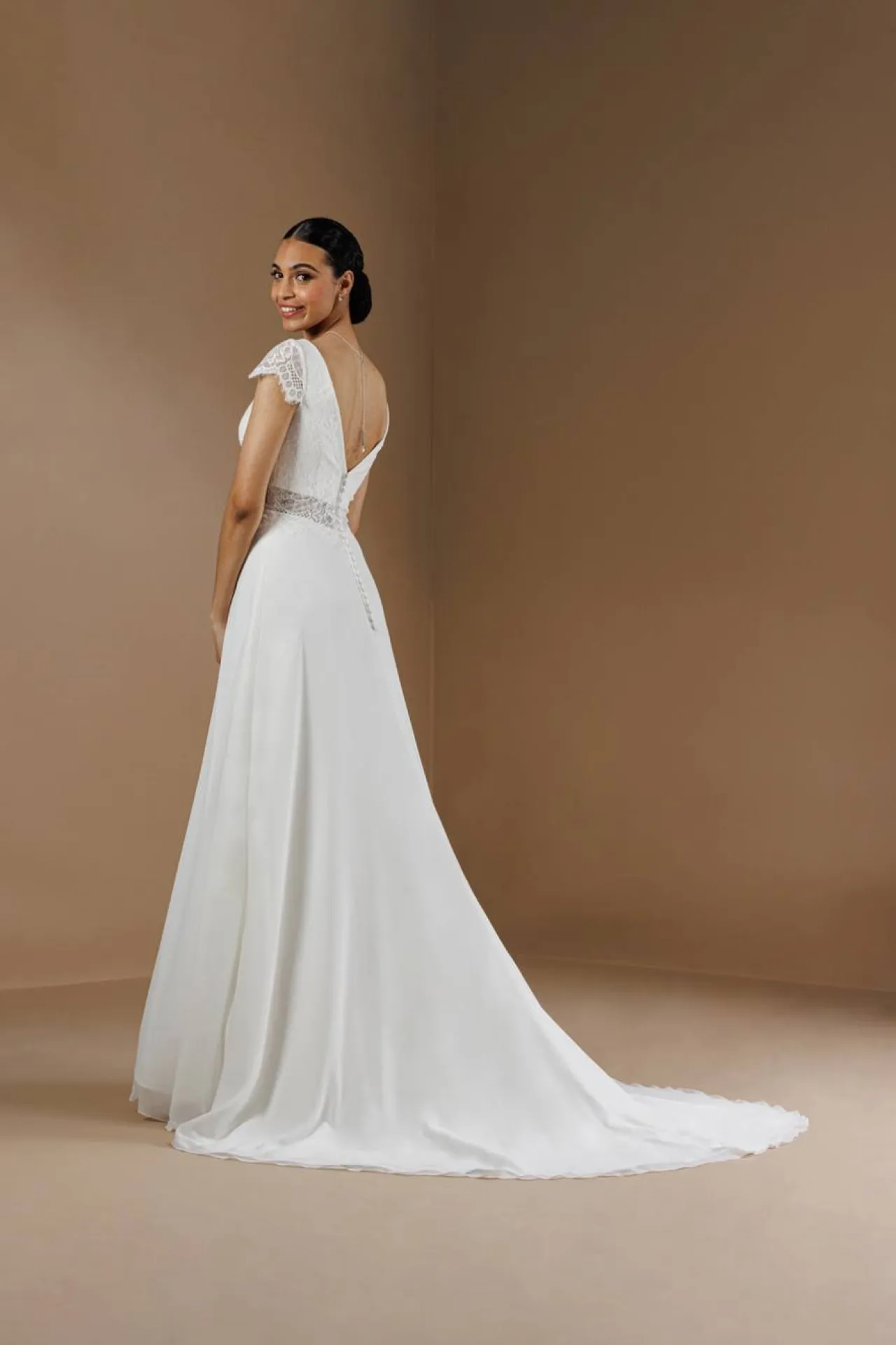 Décolleté dos bohème sur marseille proche Aubagne 