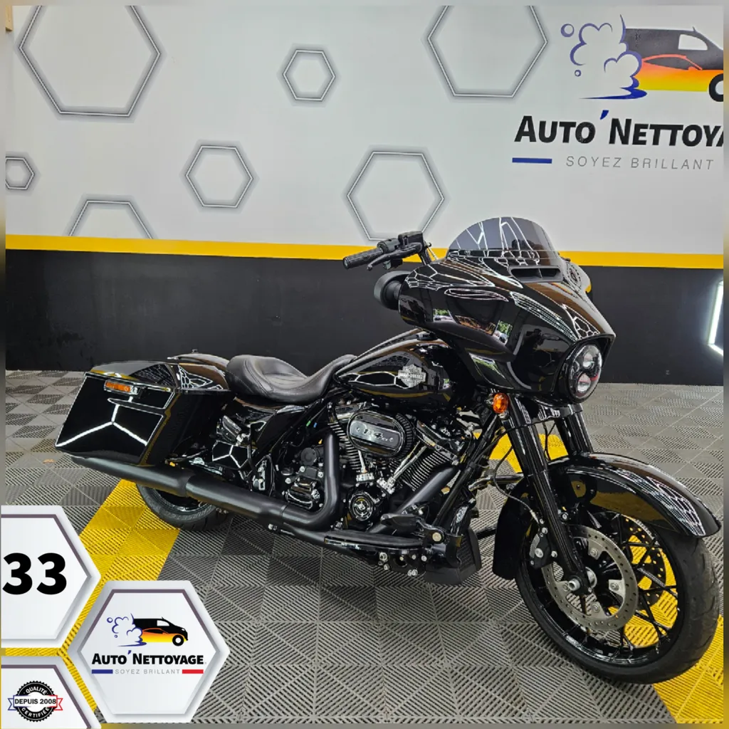 ​Auto'Nettoyage 33 : Expert en nettoyage moto, lustrage moto et protection céramique moto à Marcheprime, sur le Bassin d'Arcachon, proche de Bordeaux