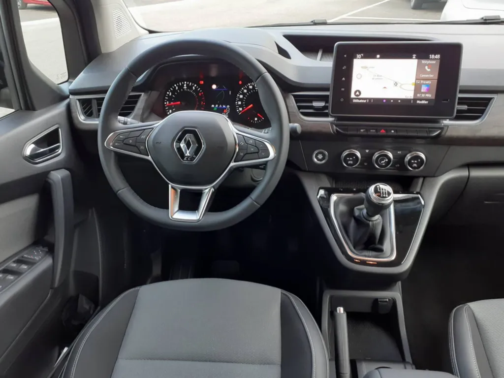 NOUVEAU RENAULT KANGOO NEUF A PLAISANCE DU TOUCH PRES DE TOULOUSE