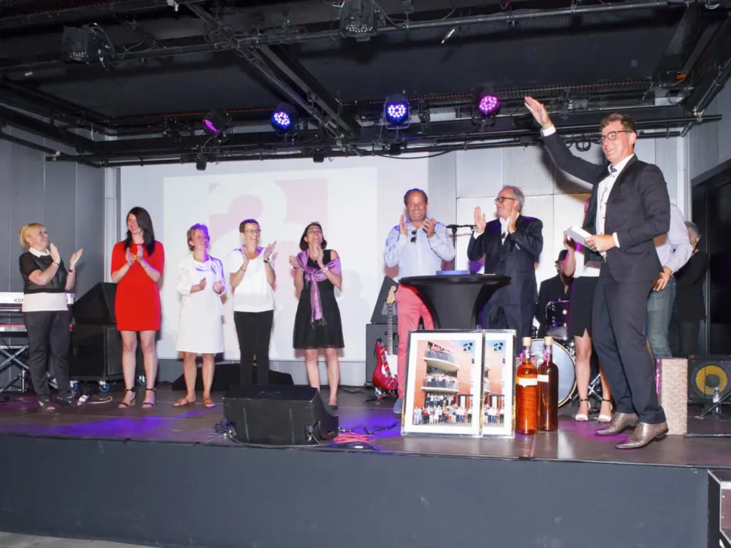 photo soirée 20 ans Opal Eyewear