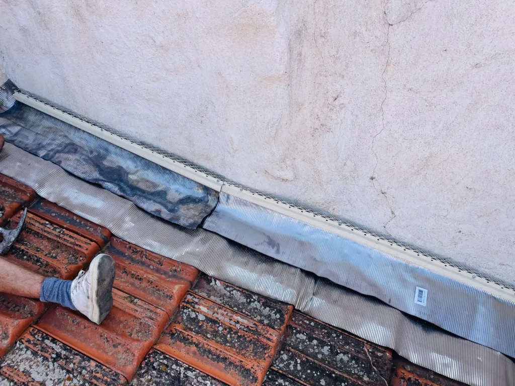 Changement de Solin de toiture sur Les Milles 13290