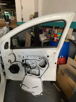 Changement vitre avant sur Dacia Sendero franchise offerte aucun frais d’avance Speed Glass Marseille 13016