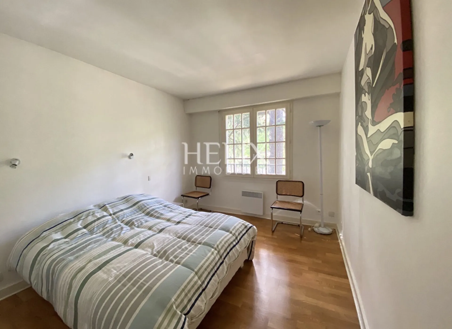 A Saint Wandrille , à 10 minutes à pied du RER A, bel appartement de 3 pièces avec balcon et hobby room, parking