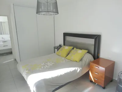 Appartement 3/4 Roquefort La Bédoule en rez de jardin
